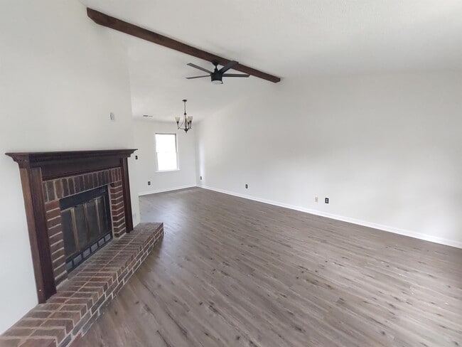 Building Photo - 1007 Kinsey Dr SE