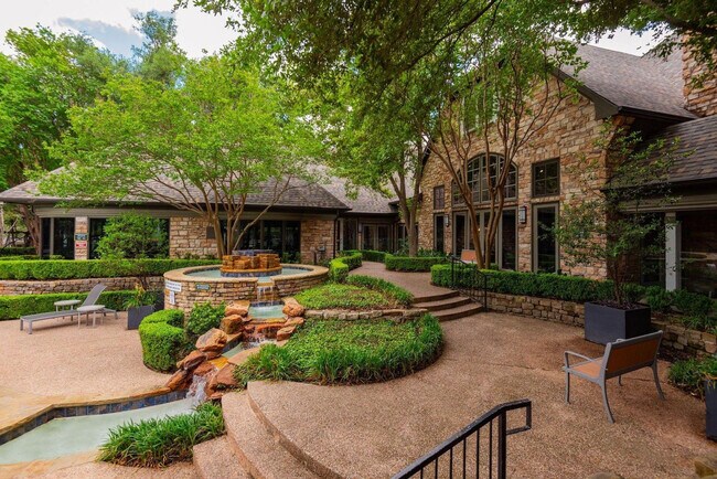 Building Photo - 12100 Metric Blvd