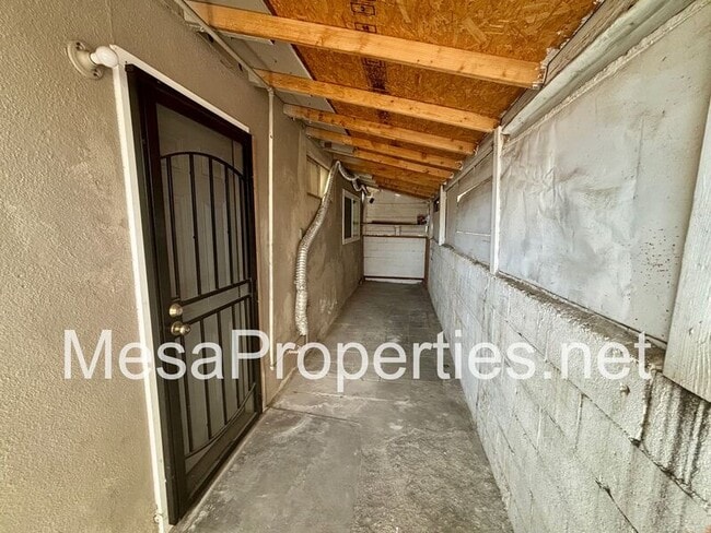 Building Photo - 11506 Dodson St