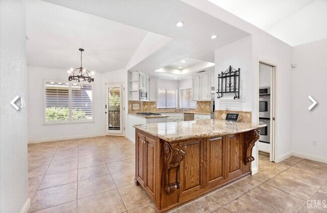 Building Photo - 5411 Muirfield Dr