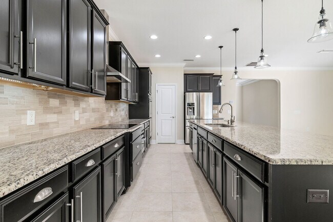 Building Photo - 4522 Scarlet Loop