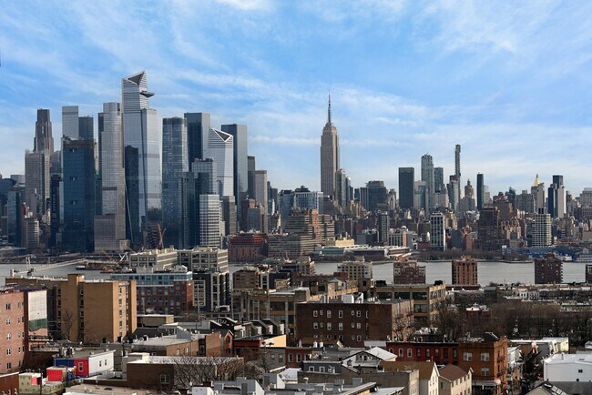 Building Photo - 500 Central Ave