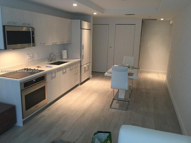 Building Photo - 55 SW 9th St