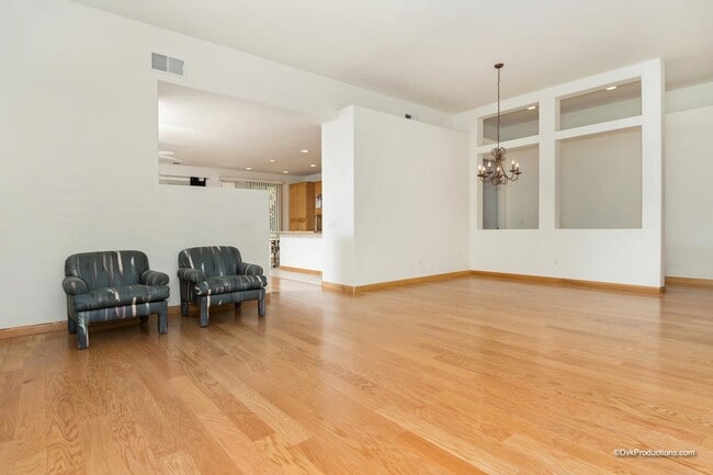 Building Photo - 575 Chesterfield Cir