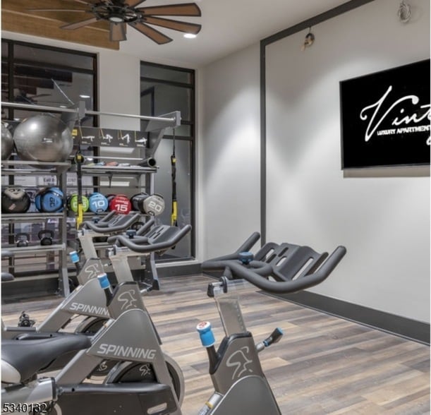 Building Photo - 100 Union St