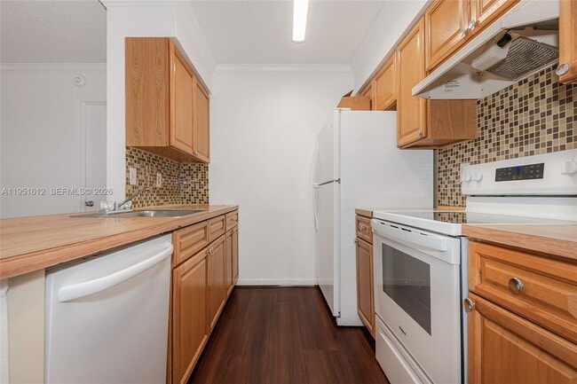 Building Photo - 714 NW 103rd Terrace