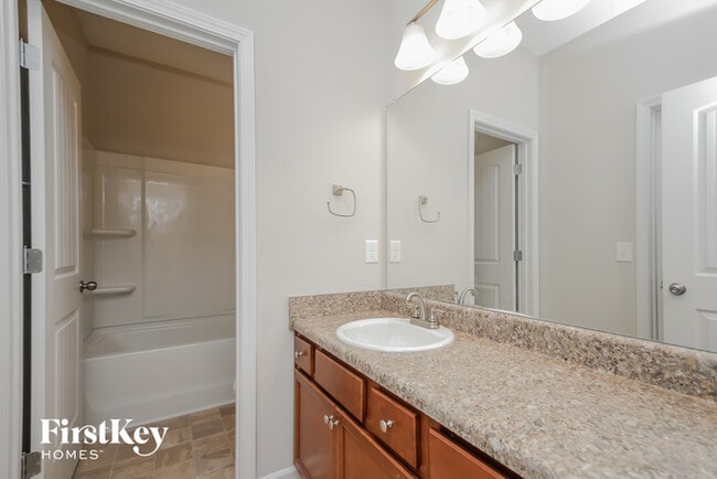 Building Photo - 388 Berkleigh Trails Dr