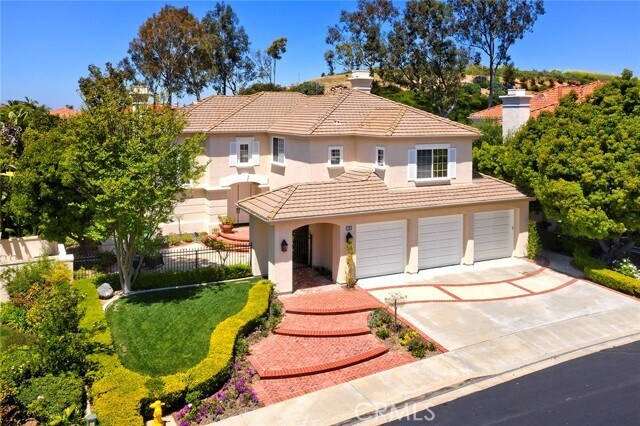 Building Photo - 19 Brigadier