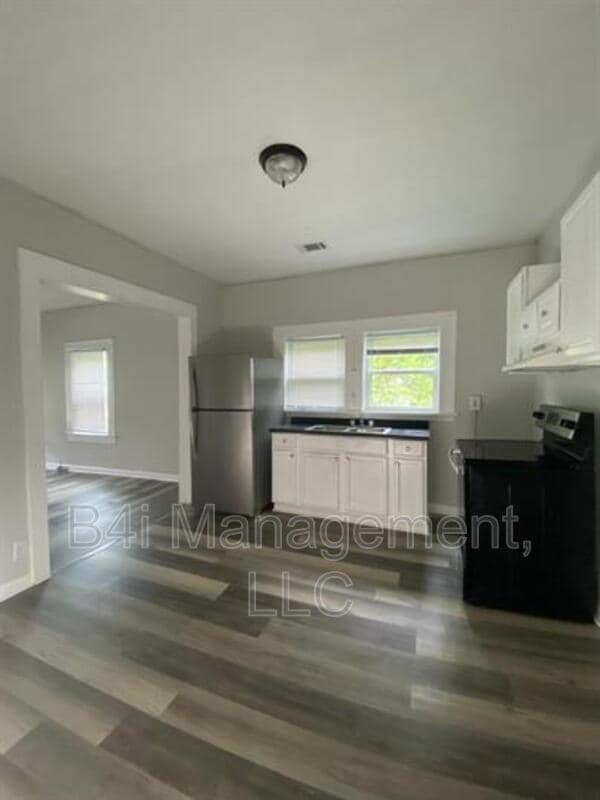 Building Photo - 2235 Irwinton Rd