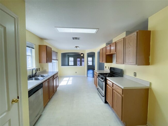 Building Photo - 3906 Haleys Way