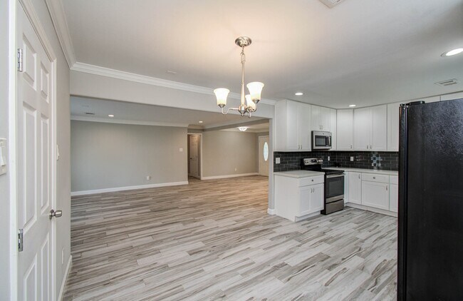 Building Photo - 11403 Braewick Dr
