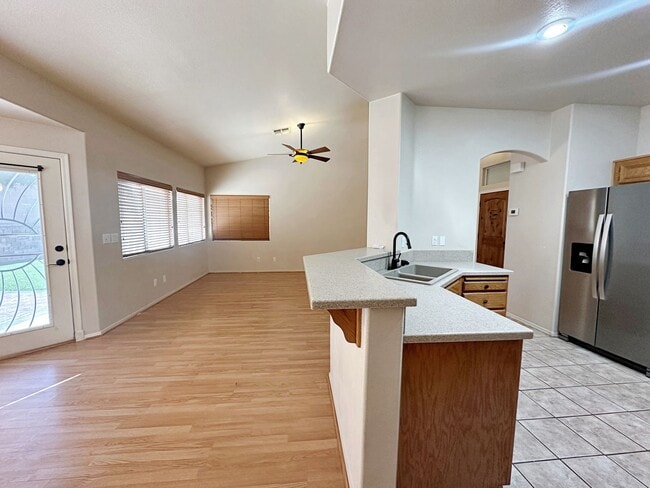 Building Photo - SINGLE STORY 3 BEDROOM IN NORTHWEST CENTEN...