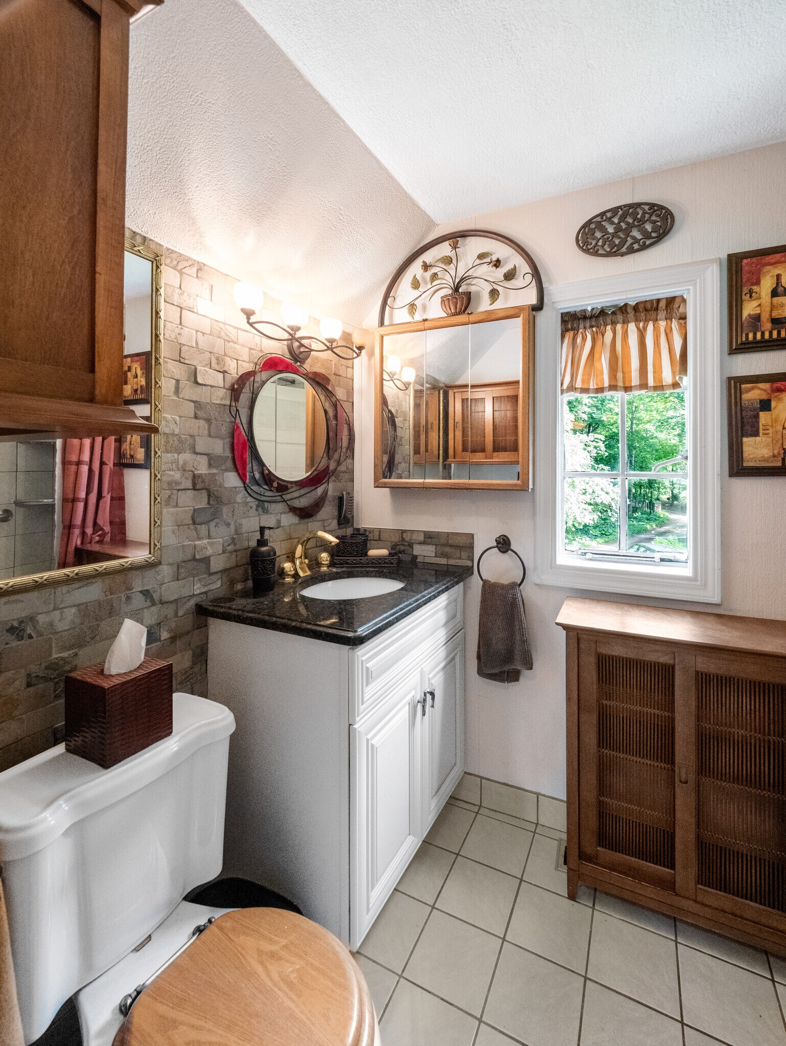 Building Photo - 1115 Eton Cross Rd