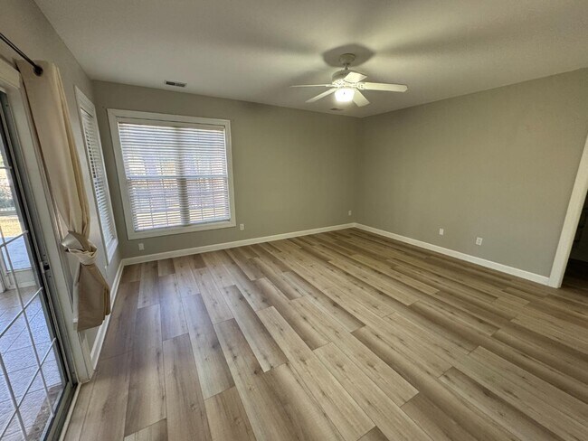 Building Photo - 99 Muirfield Dr