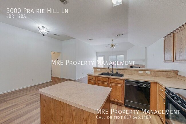 Building Photo - Coming in March! 4-bedroom Arlington Home ...