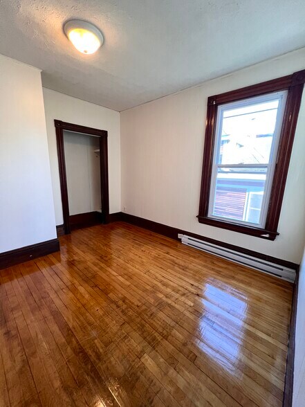 Bedroom 3 - 94 Graham St