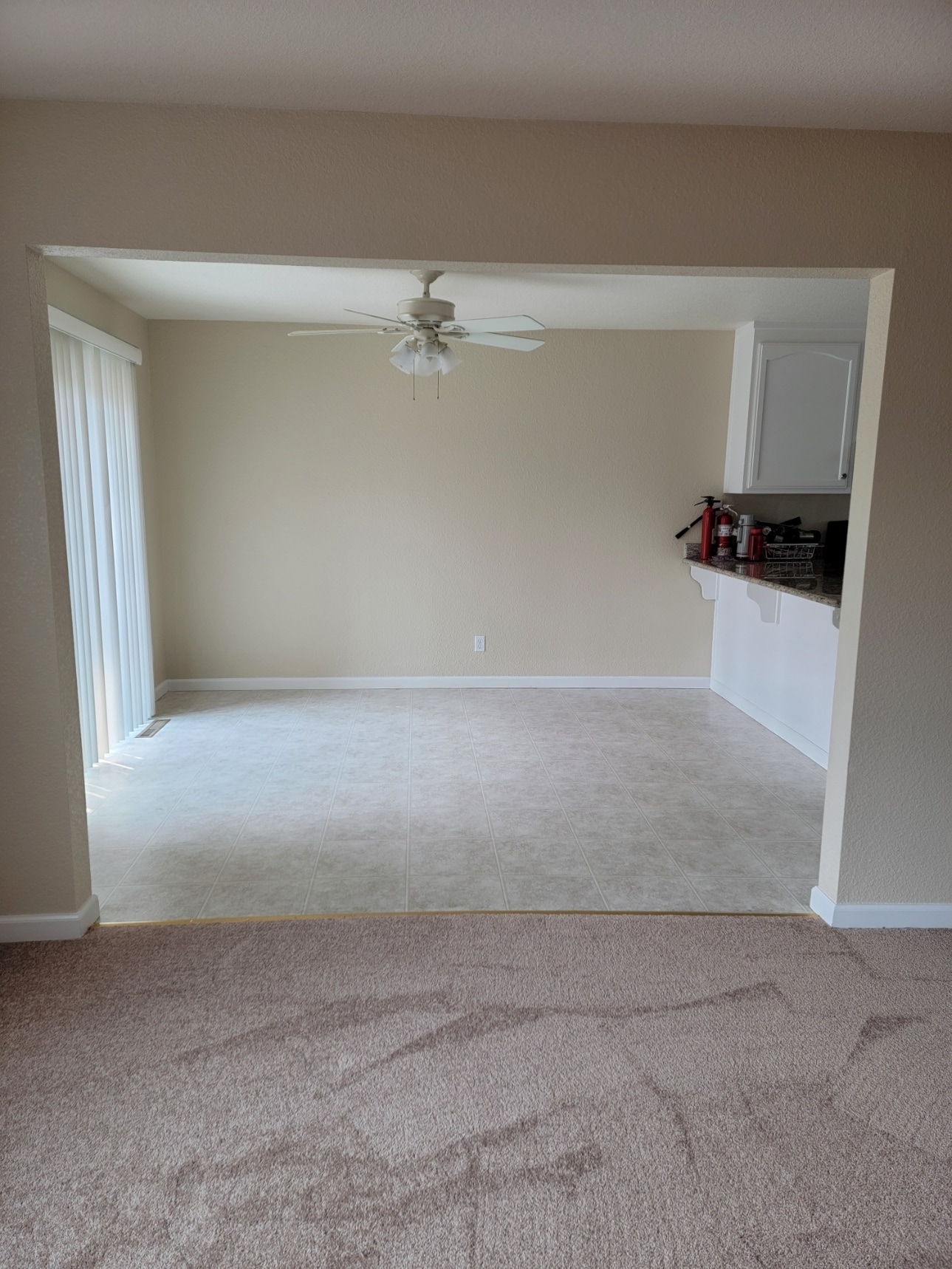 Dining Area - 737 Vaquero Dr