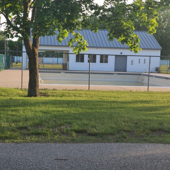 Building Photo - 34 Cocheco Ave