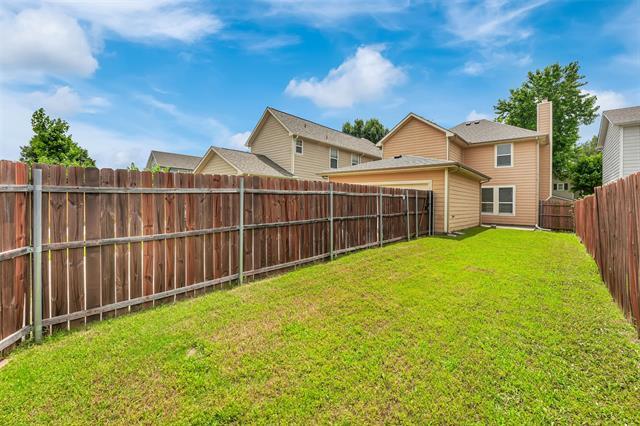 Building Photo - 6916 Wind Row Dr