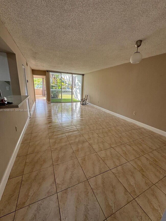 Building Photo - 4654 NW 97th Ct