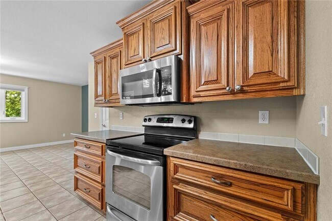 Building Photo - 99 Buckingham Dr