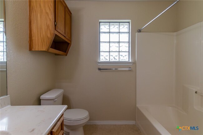 Building Photo - 5505 Gunnison Dr