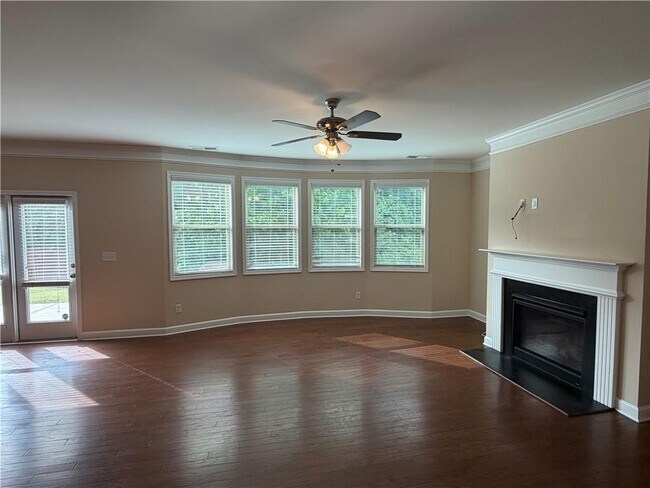 Building Photo - 4525 Highfield Dr