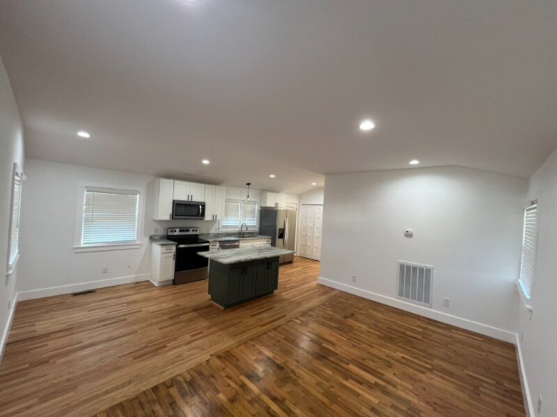 Building Photo - 5509 5th St