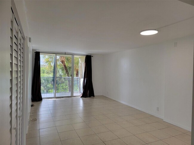 Building Photo - 3341 NW 47th Terrace