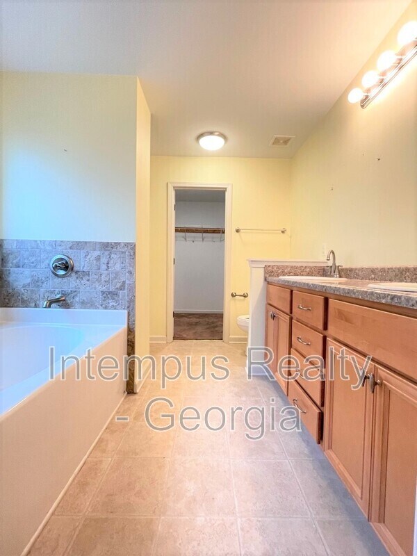 Building Photo - 4054 Waters End Ln