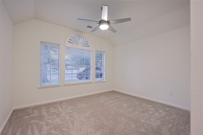 Building Photo - 2109 Eastlands St