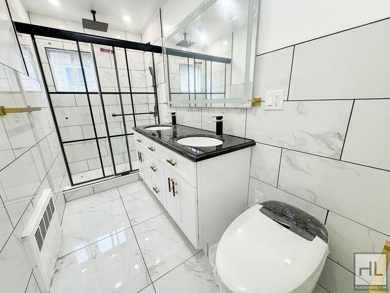 Building Photo - EAST 53 STREET