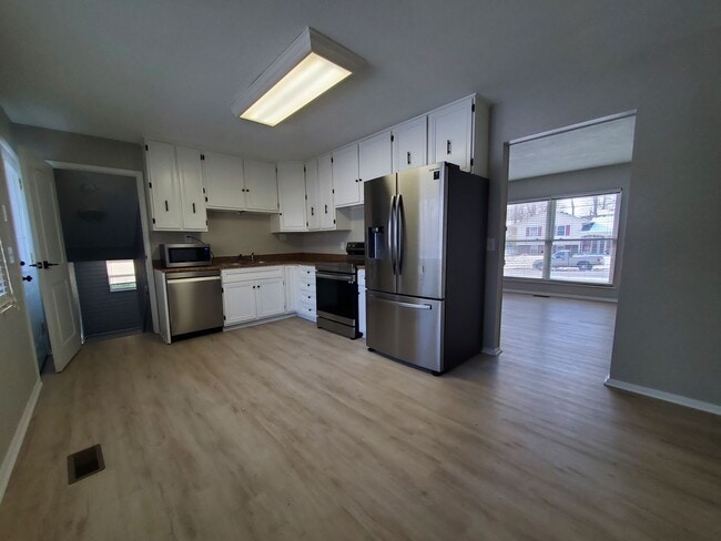 Building Photo - 3 Bedroom 2 Bath Home in Tamarack Hills of Springboro