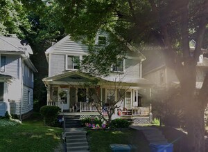 Building Photo - 308-310-310 Crosman Terrace