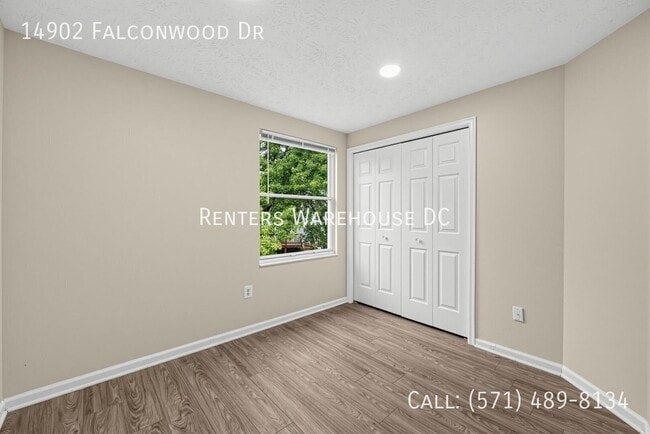 Building Photo - 14902 Falconwood Dr
