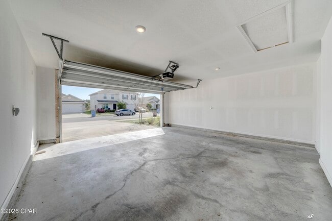 Building Photo - 112 Red Bay Rd