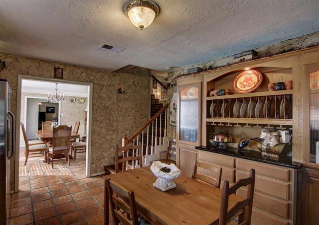 Building Photo - 1202 Tanglewood Trail