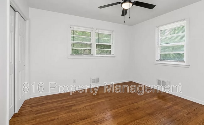 Building Photo - 1609 NE 60th Terrace