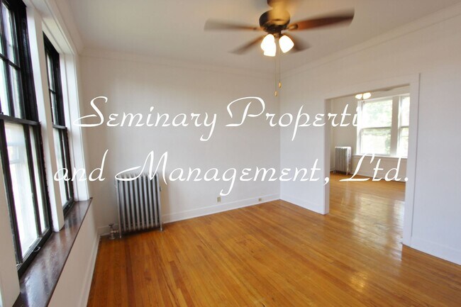 Interior Photo - 2305-11 W Wilson