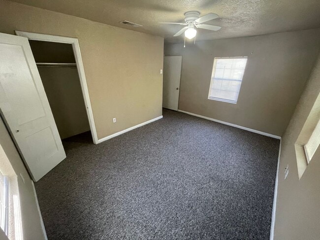 Building Photo - 2640 Harrison Ave