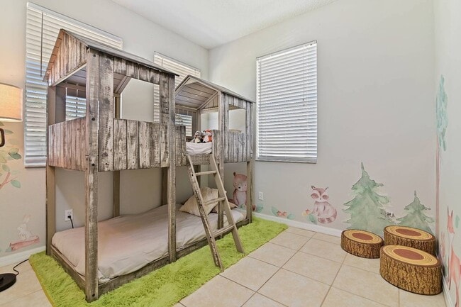 Building Photo - 701 Kettering Rd