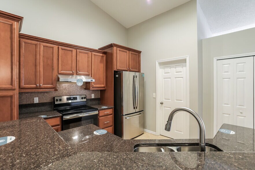 Building Photo - 3131 Fox Squirrel Dr