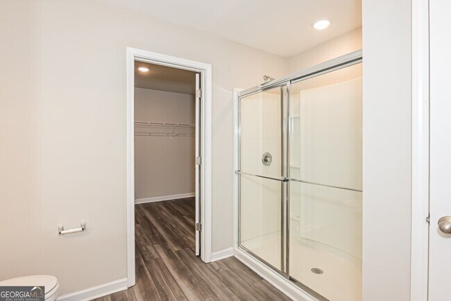 Building Photo - 951 Feldman Chase