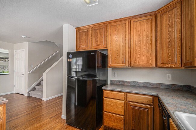 Building Photo - Spacious 3 bedroom in the heart of Castle Rock!