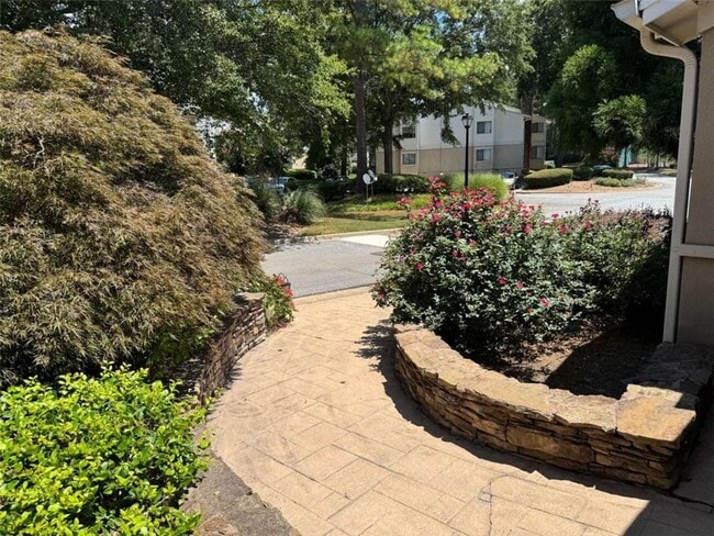 Building Photo - 5005 Wingate Way