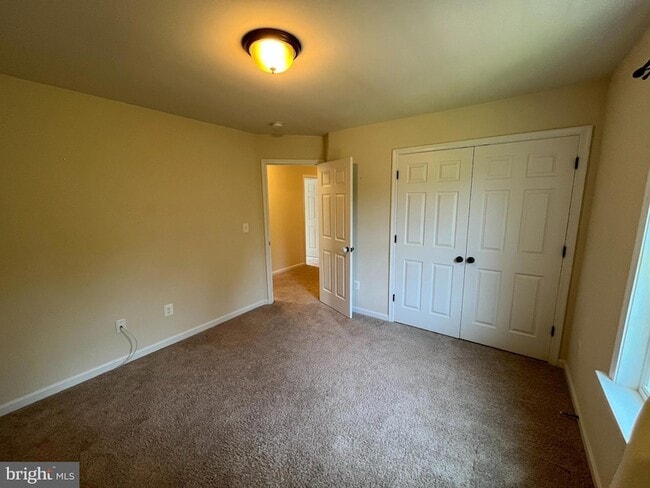 Building Photo - 47 Summerfield Ln