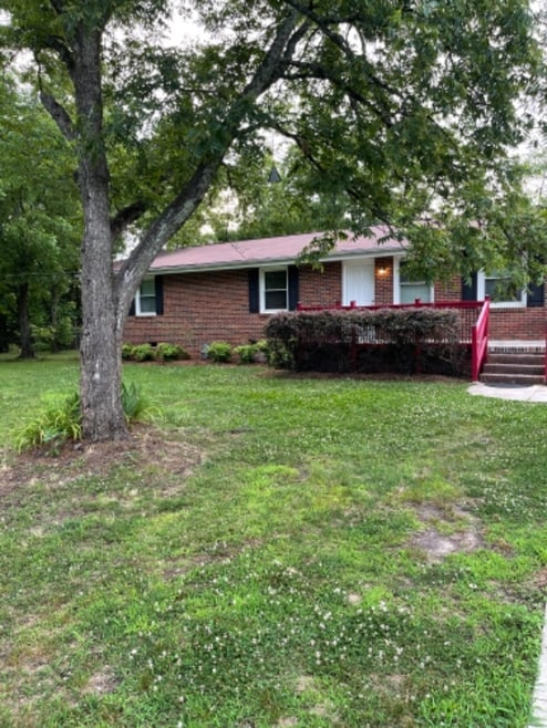 Building Photo - 211 Drury Ln