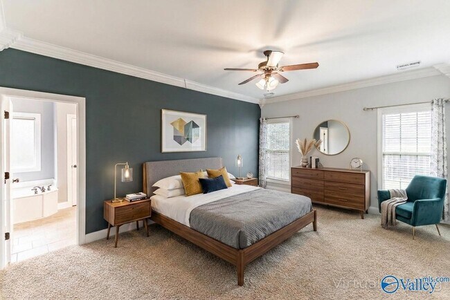 Building Photo - 126 Autumn Wind Dr