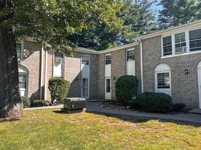 Building Photo - 75 Sandy Pond Rd