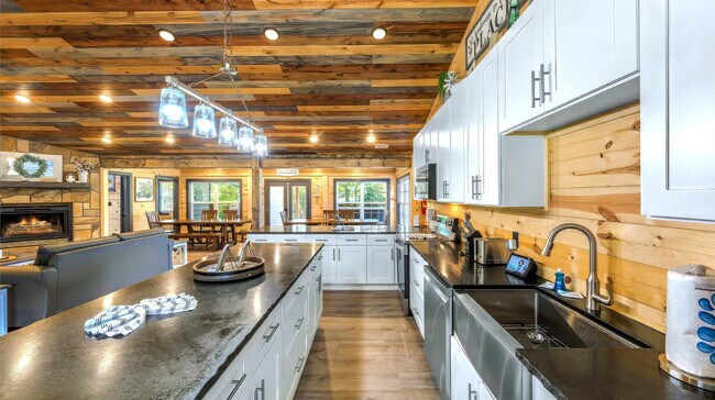 Building Photo - 3501 Autumn Woods Ln